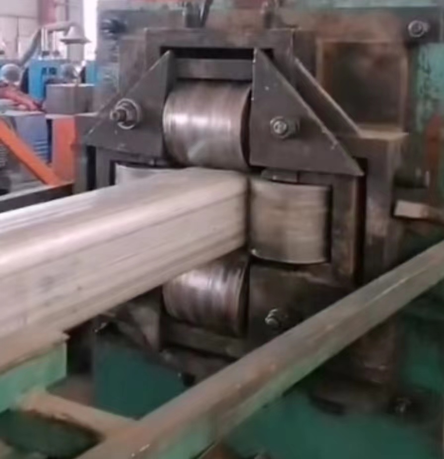 不銹鋼無縫方管